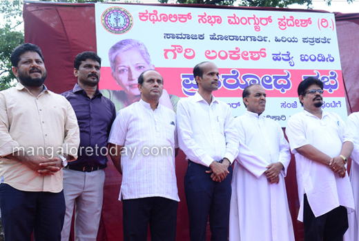 Catholic Sabha protest 1